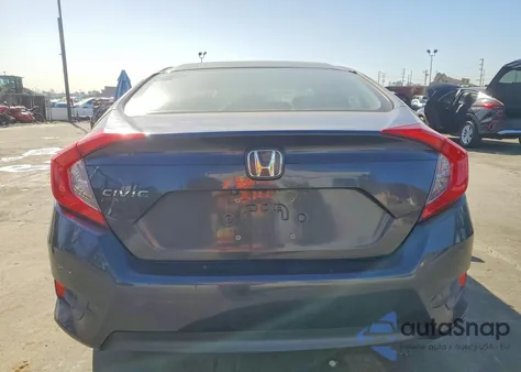 2018 Honda Civic Lx z USA, uszkodzony, nr VIN 2HGFC2F57JH526382